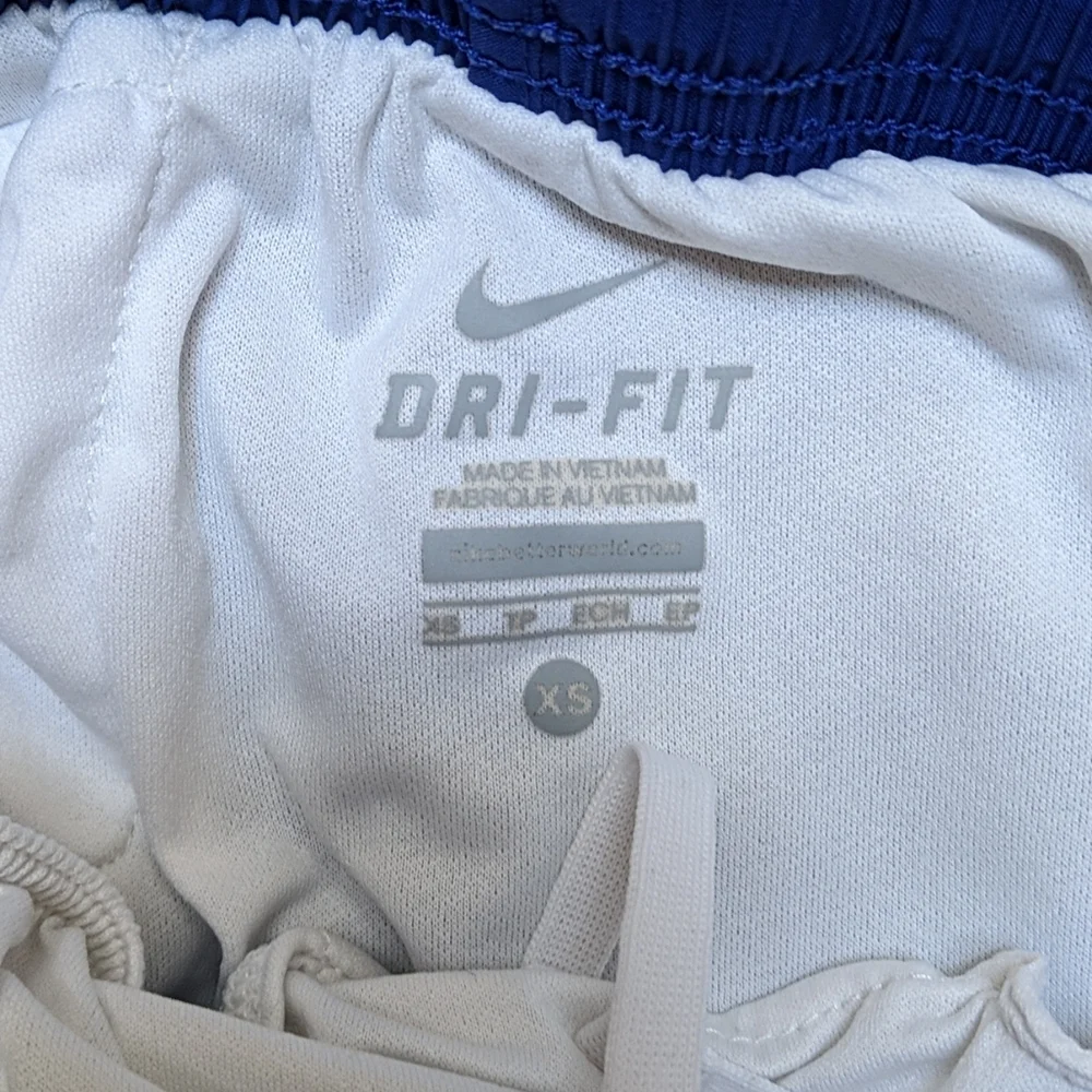 Nike girls athletic